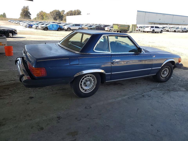 Mercedes-Benz 380 3.8L 8 REAR WHEEL DRIVE - автомобили, коли, обяви за нови и употребявани 2