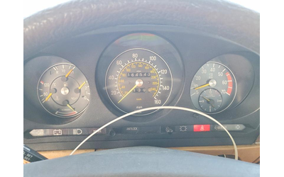 Mercedes-Benz 380 3.8L 8 REAR WHEEL DRIVE - автомобили, коли, обяви за нови и употребявани 8