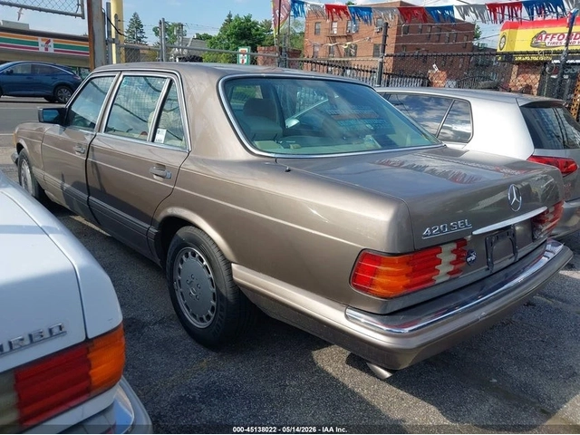 Mercedes-Benz 420 SEL - автомобили, коли, обяви за нови и употребявани 2