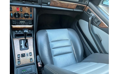 Mercedes-Benz 560 560SEC - автомобили, коли, обяви за нови и употребявани 12