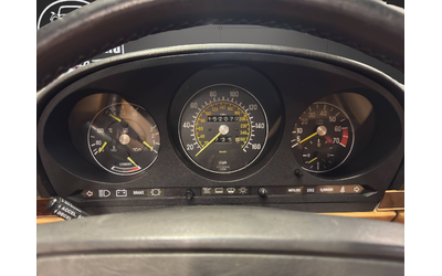 Mercedes-Benz 560 SL - автомобили, коли, обяви за нови и употребявани 11