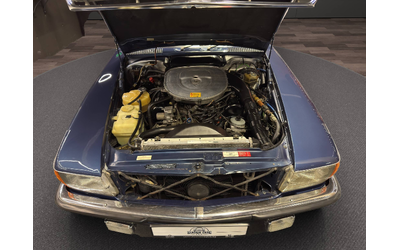 Mercedes-Benz 560 SL - автомобили, коли, обяви за нови и употребявани 33