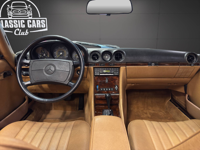 Mercedes-Benz 560 SL - автомобили, коли, обяви за нови и употребявани 9