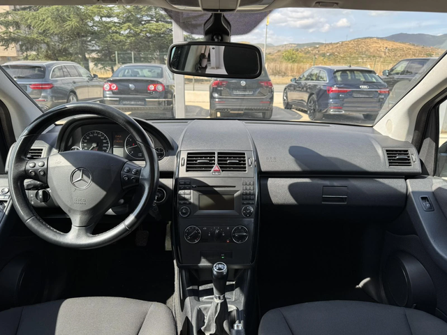 Mercedes-Benz A 160 1.6* 95ps* КЛИМАТИК - автомобили, коли, обяви за нови и употребявани 10