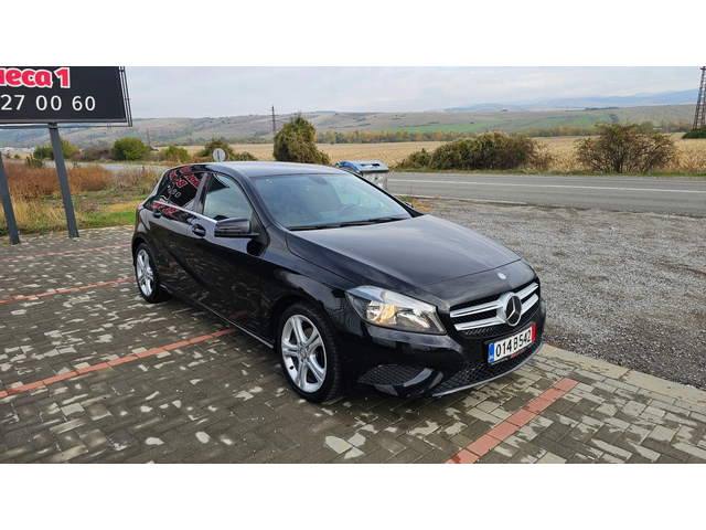 Mercedes-Benz A 160 KAMERA---NAVI - автомобили, коли, обяви за нови и употребявани 1