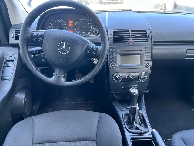 Mercedes-Benz A 160 1.5i - автомобили, коли, обяви за нови и употребявани 10