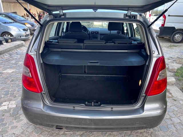 Mercedes-Benz A 160 1.5i - автомобили, коли, обяви за нови и употребявани 11