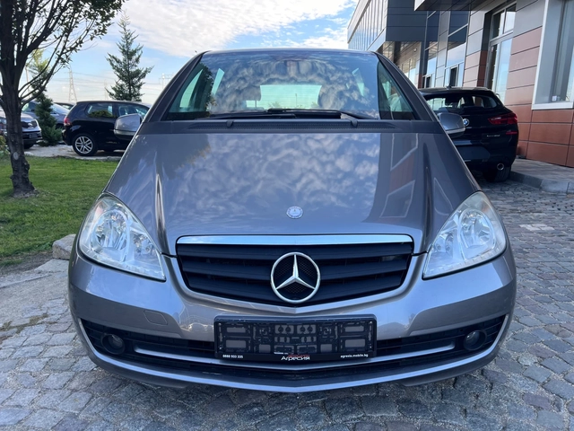 Mercedes-Benz A 160 1.5i - автомобили, коли, обяви за нови и употребявани 1