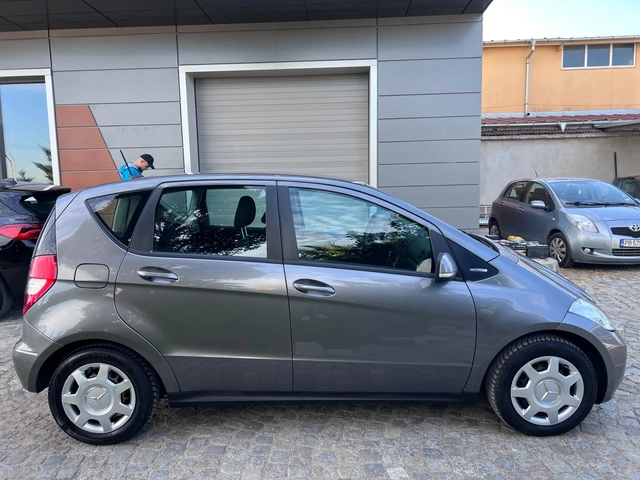 Mercedes-Benz A 160 1.5i - автомобили, коли, обяви за нови и употребявани 3