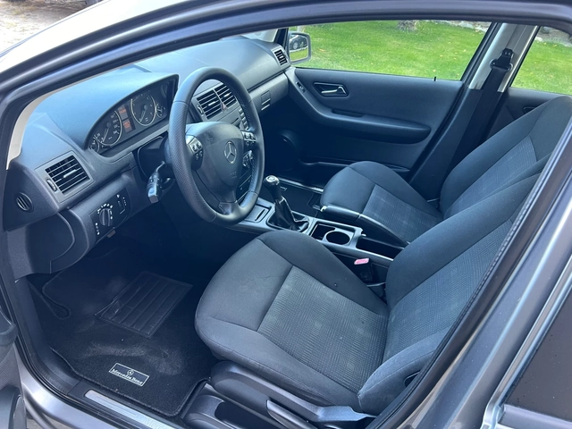 Mercedes-Benz A 160 1.5i - автомобили, коли, обяви за нови и употребявани 8