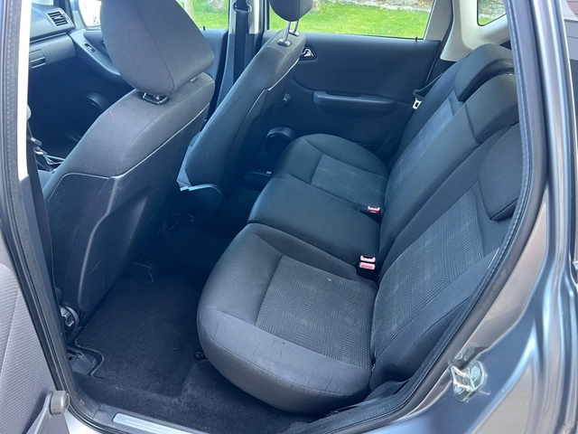 Mercedes-Benz A 160 1.5i - автомобили, коли, обяви за нови и употребявани 9