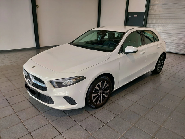 Mercedes-Benz A 180 d - автомобили, коли, обяви за нови и употребявани 9