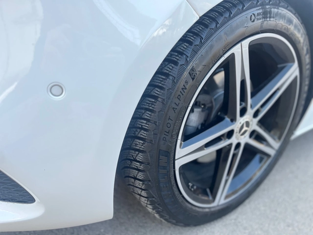 Mercedes-Benz A 180 A180  90000 km - автомобили, коли, обяви за нови и употребявани 16