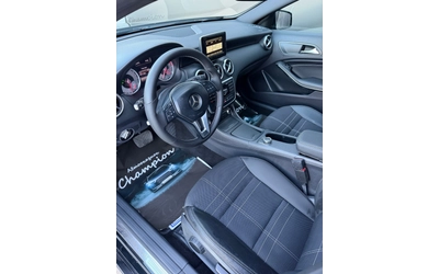 Mercedes-Benz A 180 Амг пакет - автомобили, коли, обяви за нови и употребявани 12