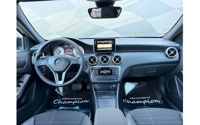 Mercedes-Benz A 180 Амг пакет - автомобили, коли, обяви за нови и употребявани 9