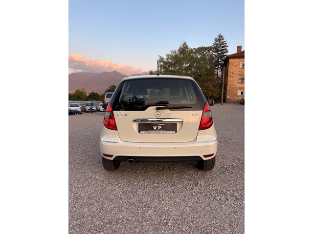 Mercedes-Benz A 180 CDI PREMIUM - автомобили, коли, обяви за нови и употребявани 4