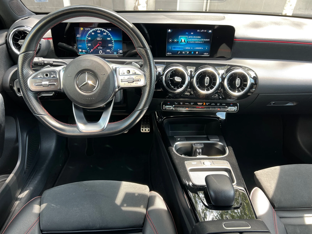 Mercedes-Benz A 180 d AMG Line - автомобили, коли, обяви за нови и употребявани 10