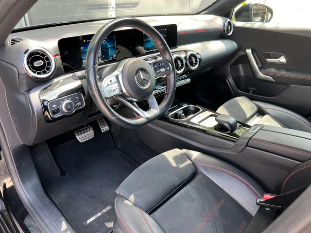 Mercedes-Benz A 180 d AMG Line - автомобили, коли, обяви за нови и употребявани 11