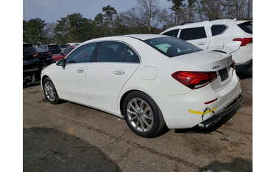 mercedes-benz-a-2-0l-4-all-wheel-drive - 1