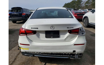 mercedes-benz-a-2-0l-4-all-wheel-drive - 5