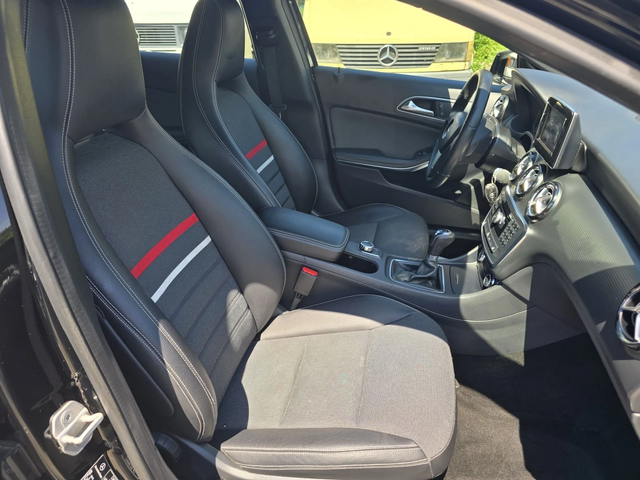 Mercedes-Benz A 200 136 к.с. - автомобили, коли, обяви за нови и употребявани 13