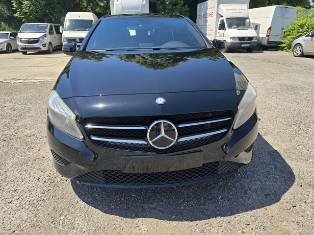Mercedes-Benz A 200 136 к.с. - автомобили, коли, обяви за нови и употребявани 2