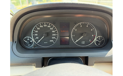 Mercedes-Benz A 200 Панорама+ Euro4+ Регистрирана - автомобили, коли, обяви за нови и употребявани 8