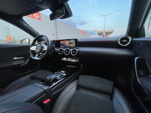 Mercedes-Benz A 200 AMG - автомобили, коли, обяви за нови и употребявани 12