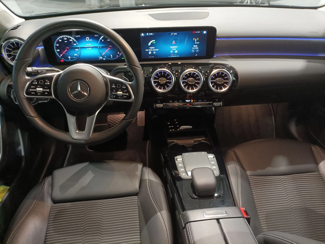 Mercedes-Benz A 200 d Progressive - автомобили, коли, обяви за нови и употребявани 8