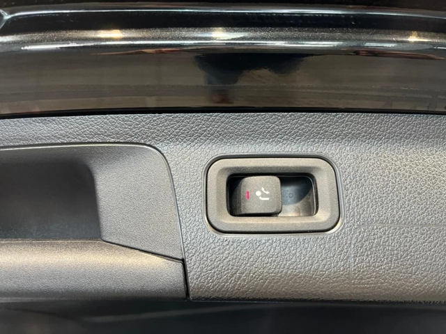 Mercedes-Benz A 200 d Progressive - автомобили, коли, обяви за нови и употребявани 15