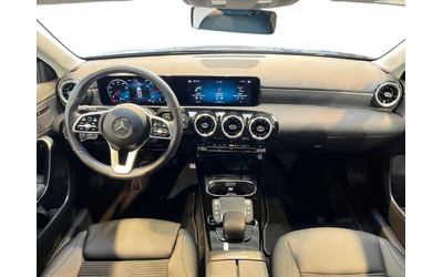 mercedes-benz-a-200 - 1