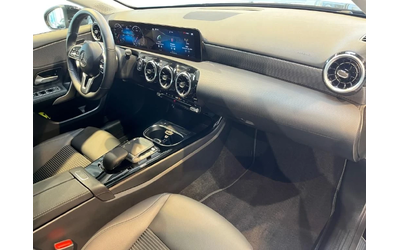 mercedes-benz-a-200 - 4