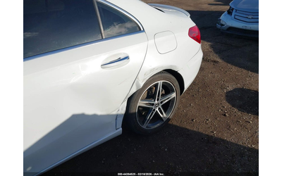 mercedes-benz-a-220-2-0l-i-4-di-dohc-vvt-turbo-188hp-all-wheel-drive - 5