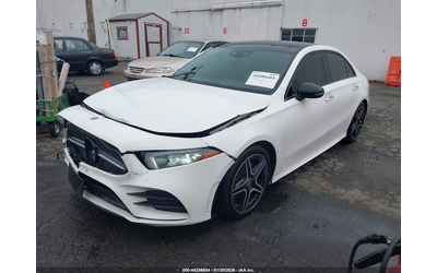 mercedes-benz-a-220-2-0l-i-4-di-dohc-vvt-turbo-188hp-all-wheel-drive - 1