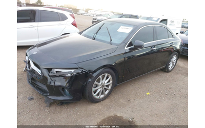 mercedes-benz-a-220-2-0l-i-4-di-dohc-vvt-turbo-188hp-front-wheel-drive - 1