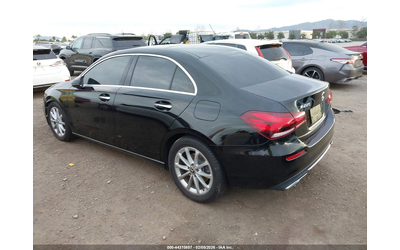 mercedes-benz-a-220-2-0l-i-4-di-dohc-vvt-turbo-188hp-front-wheel-drive - 2