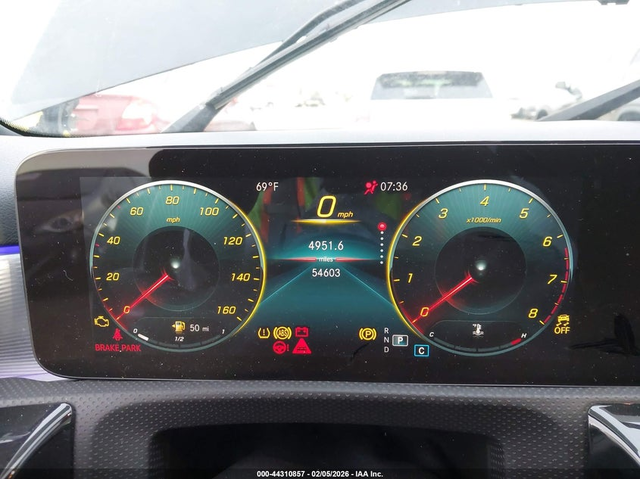 Mercedes-Benz A 220 2.0L I-4 DI, DOHC, VVT, TURBO, 188HP Front Wheel Drive - автомобили, коли, обяви за нови и употребявани 6