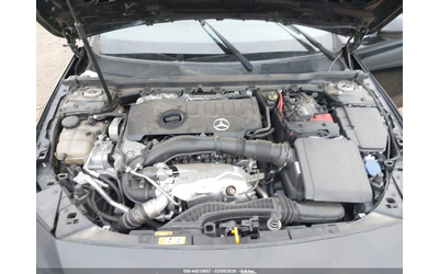 Mercedes-Benz A 220 2.0L I-4 DI, DOHC, VVT, TURBO, 188HP Front Wheel Drive - автомобили, коли, обяви за нови и употребявани 9