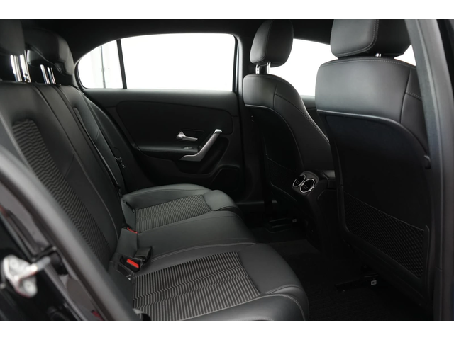 Mercedes-Benz A 220 d Progressive - автомобили, коли, обяви за нови и употребявани 13