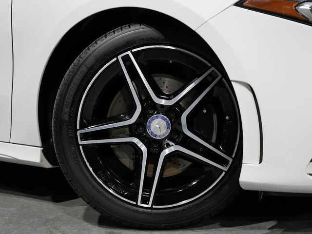 Mercedes-Benz A 220 * AMG Line * HeadUp * * AвтоКредит* (ЦЕНА ДО БГ) - автомобили, коли, обяви за нови и употребявани 6