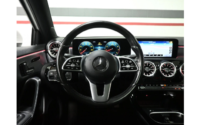 Mercedes-Benz A 220 4MATIC Sedan AWD - автомобили, коли, обяви за нови и употребявани 11