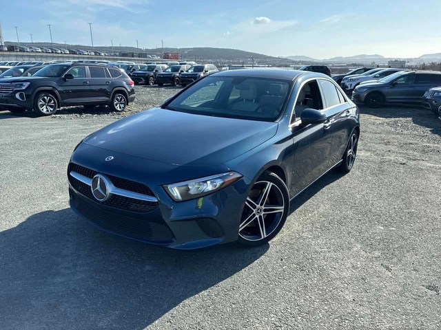 Mercedes-Benz A 220 * КОМПЛЕКТ ДЖАНТИ * 2 КЛЮЧА * КАМЕРА * ПАМЕТ - автомобили, коли, обяви за нови и употребявани 0