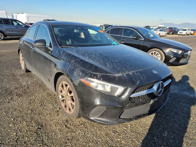 Mercedes-Benz A 220 CARFAX/ПОДГРЕВ/ПАНОРАМА/2 КЛЮЧА/АМБИЕНТ/ПАМЕТ - автомобили, коли, обяви за нови и употребявани 0