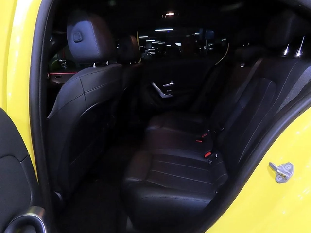 Mercedes-Benz A 220 * ДИГИТАЛ* АМБИЕНТ* ПАМЕТ* LED ФАРОВЕ* КАМЕРА * ПО - автомобили, коли, обяви за нови и употребявани 9