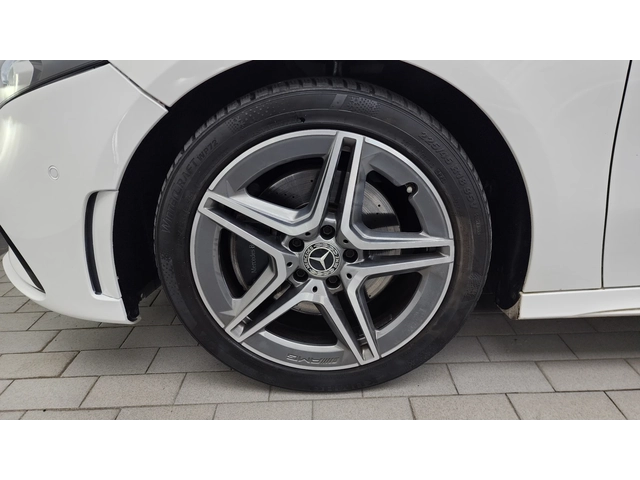 Mercedes-Benz A 220 2020* AMG PK* DYNAMICA* DIGITAL* KEYLESS* КРАЙНА Ц - автомобили, коли, обяви за нови и употребявани 4