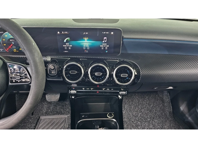 Mercedes-Benz A 220 Hatchback - автомобили, коли, обяви за нови и употребявани 13