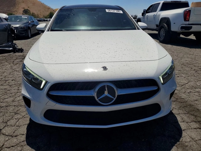 Mercedes-Benz A 220 - автомобили, коли, обяви за нови и употребявани 1
