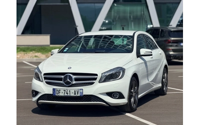 mercedes-benz-a-220 - 0