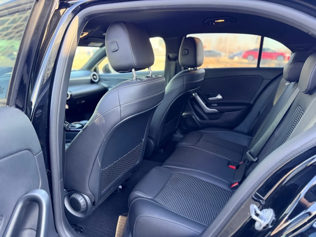 Mercedes-Benz A 220 -sport-обслужен-Лизинг първа вноска 6500 евро - автомобили, коли, обяви за нови и употребявани 14