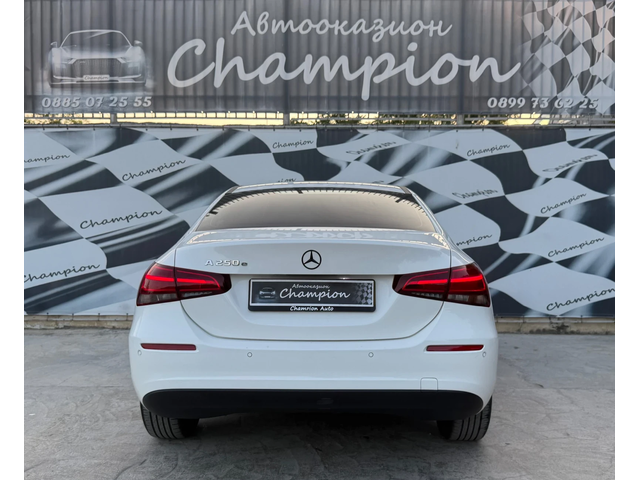 Mercedes-Benz A 250 Mercedes-Benz A 250e Plug-in Hybrid - автомобили, коли, обяви за нови и употребявани 4